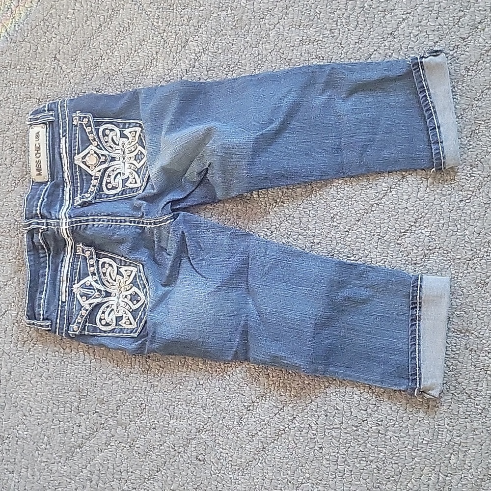 #2 Miss Chic USA Capris SZ 11